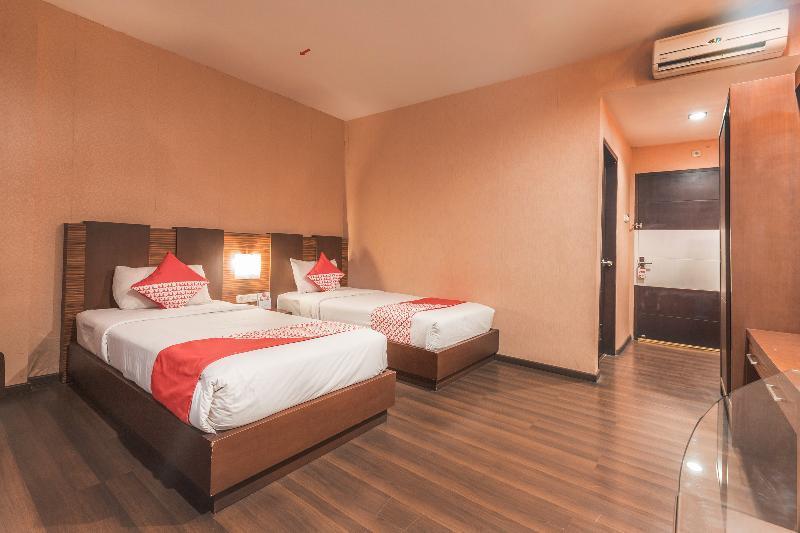 Hotel Reddoorz @ Cikarang 2 Zewnętrze zdjęcie