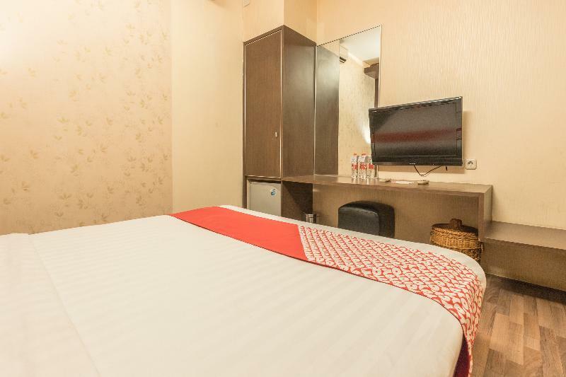 Hotel Reddoorz @ Cikarang 2 Zewnętrze zdjęcie